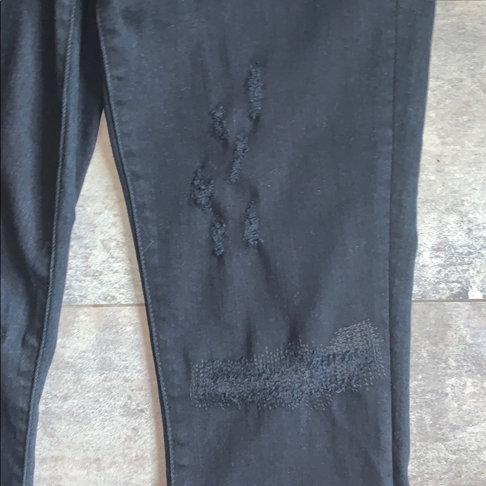 J Brand Capri Mid Rise Jeans - Picture 5 of 7